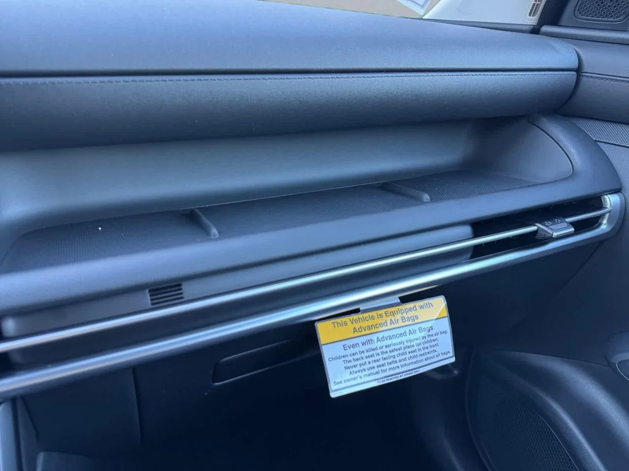 New 2026 Black Hyundai SE AWD image 16