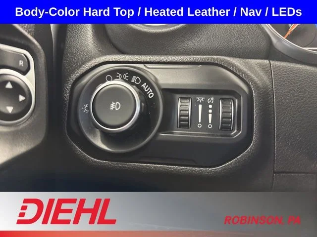 Used 2020 Silver Jeep Unlimited Sahara image 21