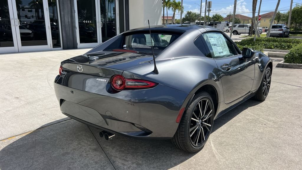 2025 Mazda MX-5 Miata RF Grand Touring - Photo 4