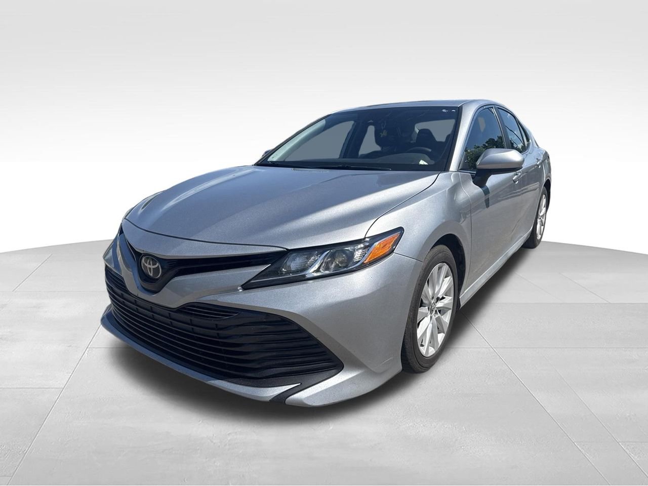 Used 2019 Silver Toyota LE image 1