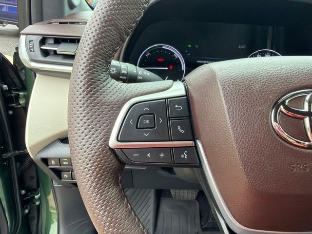 Used 2024 Green Toyota Platinum image 34