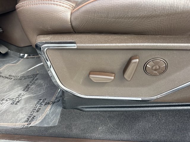 Used 2025 White Ford King Ranch image 12