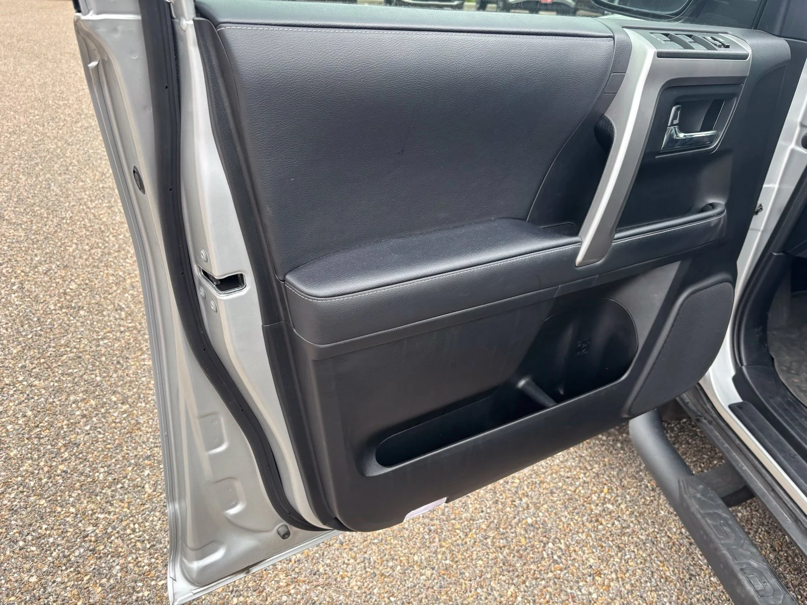 Used 2024 Silver Toyota SR5 Premium image 9