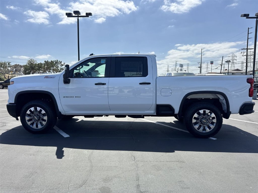 2026 Chevrolet Silverado 2500 HD Custom - Photo 8