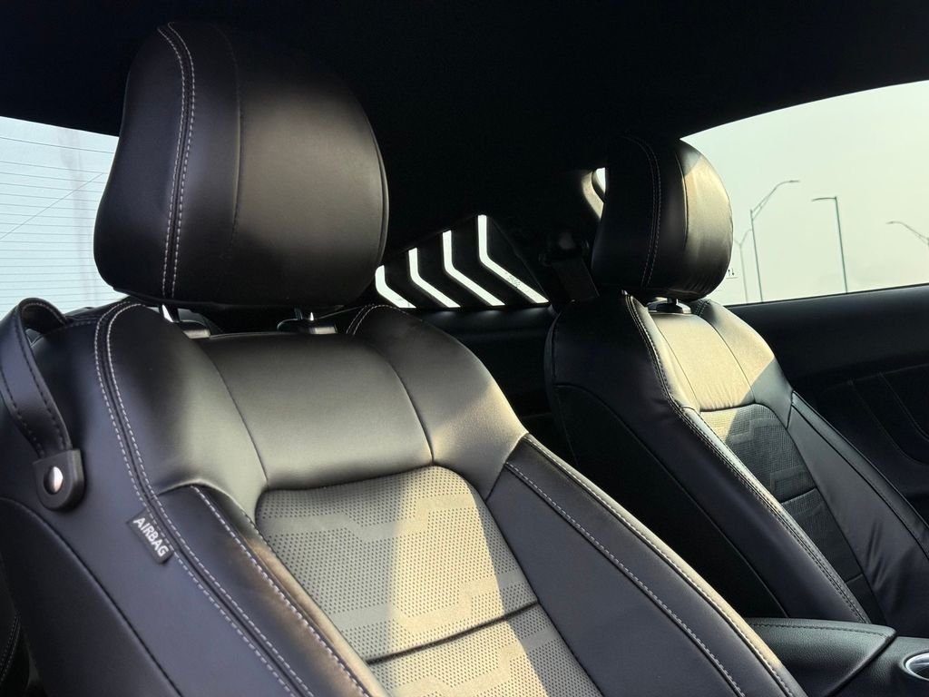 Used 2022 Gray Ford GT Premium image 21