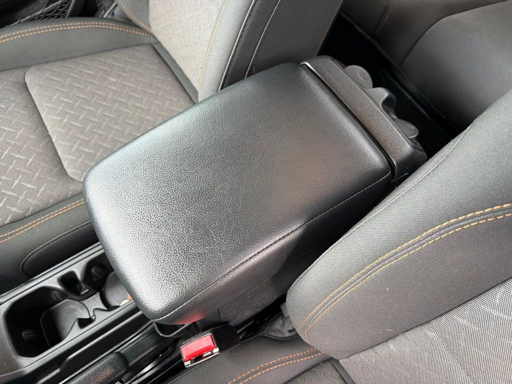 Used 2025 Granite Crystal Metallic Clearcoat Jeep Mojave image 25