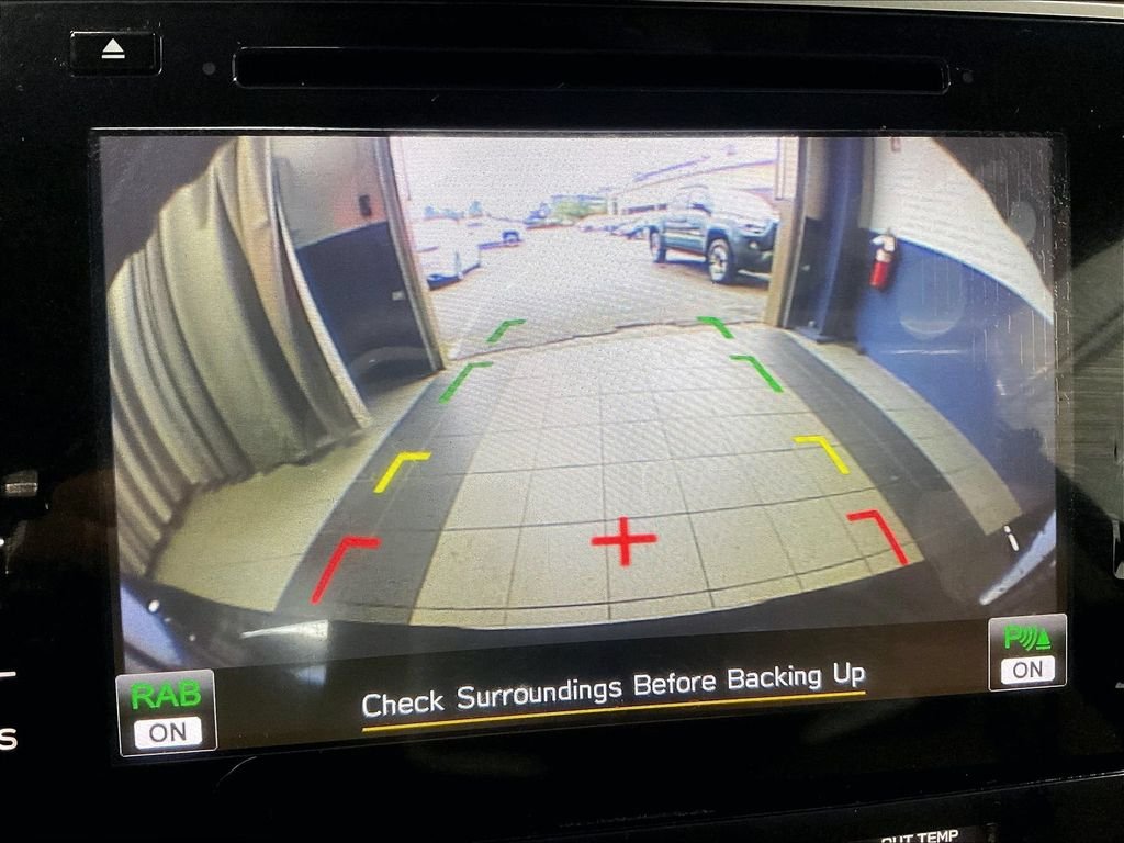 Used 2018 Blue Subaru 2.5i image 19