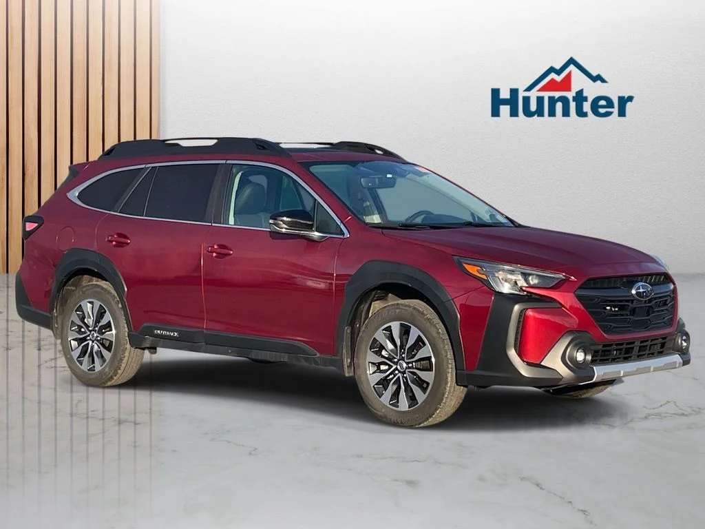 2025 Subaru Outback Limited's photo