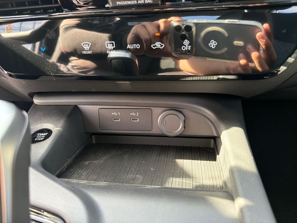 New 2026 Nissan Sentra SV 4D Sedan