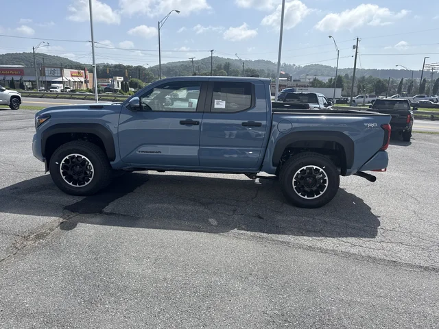 2026 Toyota Tacoma i-FORCE MAX TRD Off-Road i-FORCE MAX