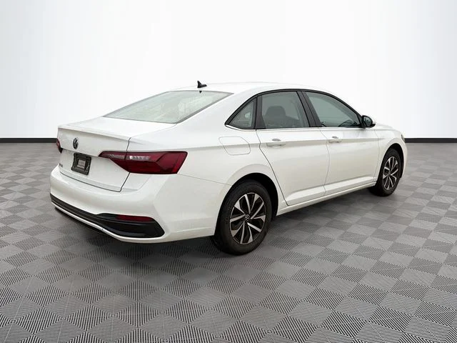 Used 2024 White Volkswagen 1.5T S image 7