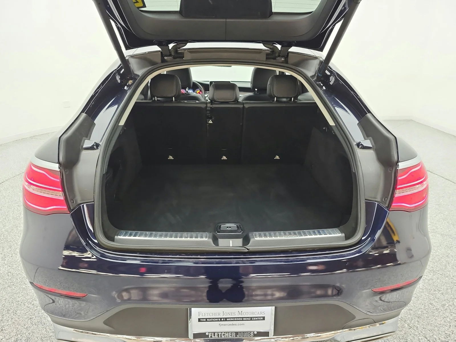 Used 2017 Lunar Blue Metallic Mercedes-Benz GLC 300 4MATIC® Coupe image 18