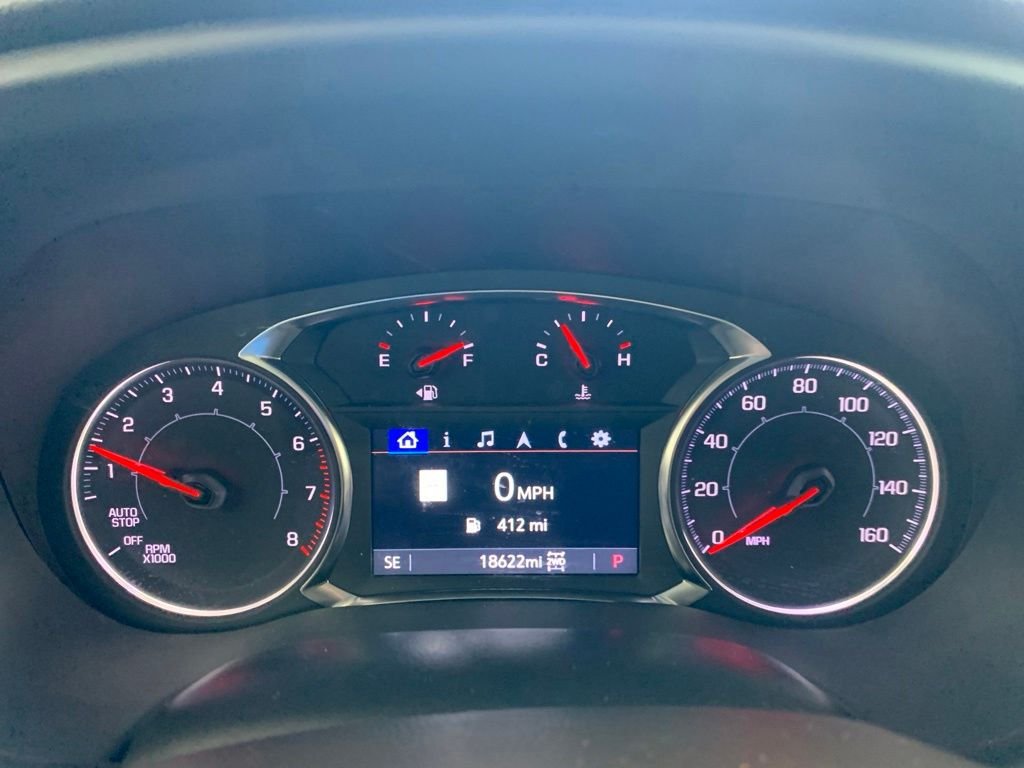 Used 2023 White GMC SLT image 4