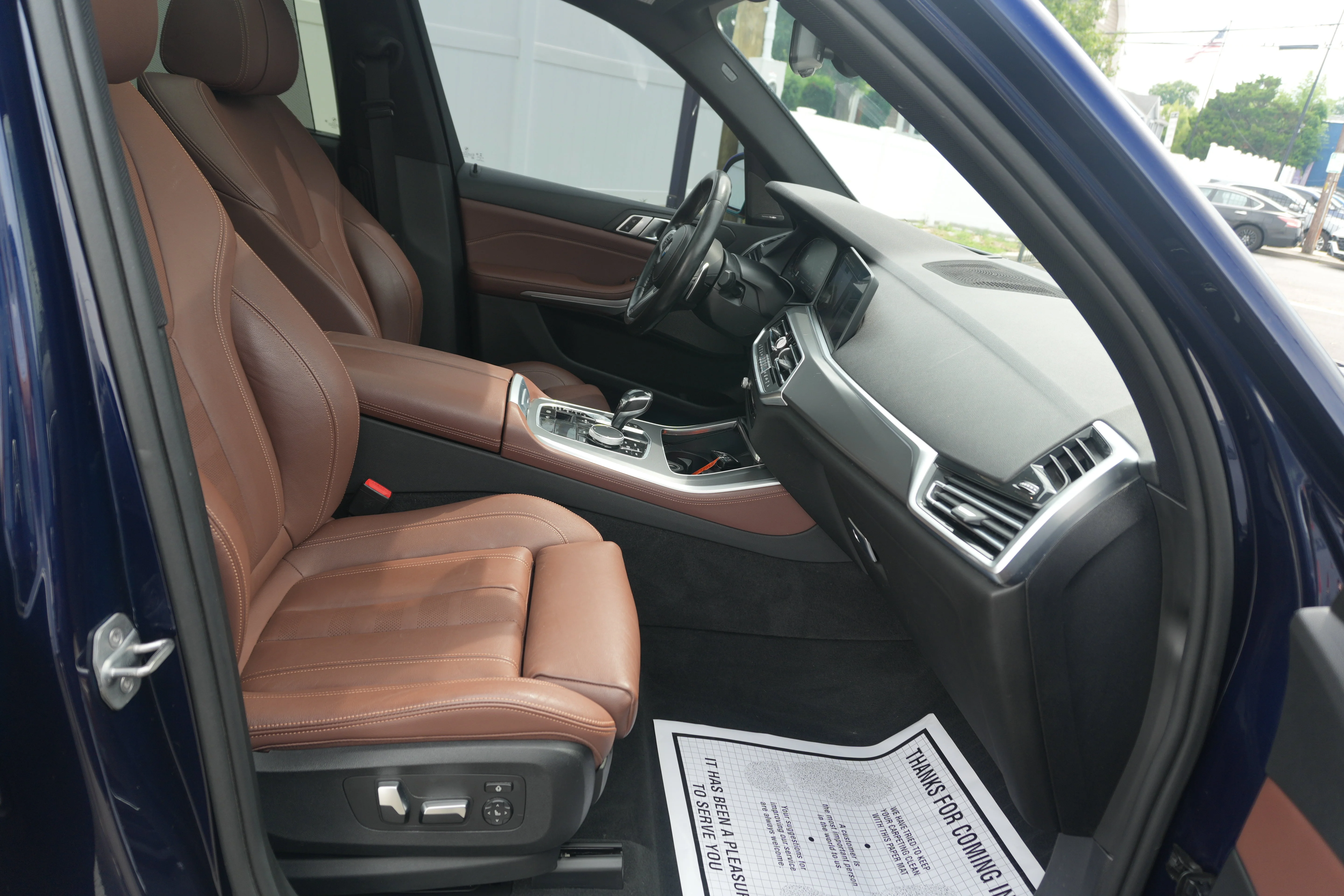 Used 2019 Tanzanite Blue II Metallic BMW xDrive40i image 25
