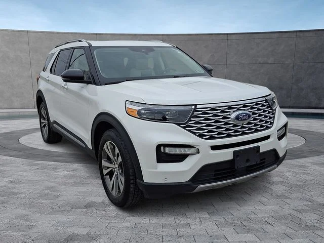 Used 2020 White Ford Platinum image 2