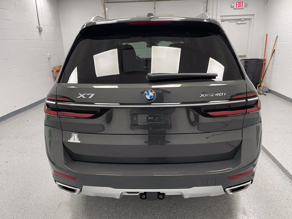 Used 2026 Gray Metallic BMW xDrive40i image 9