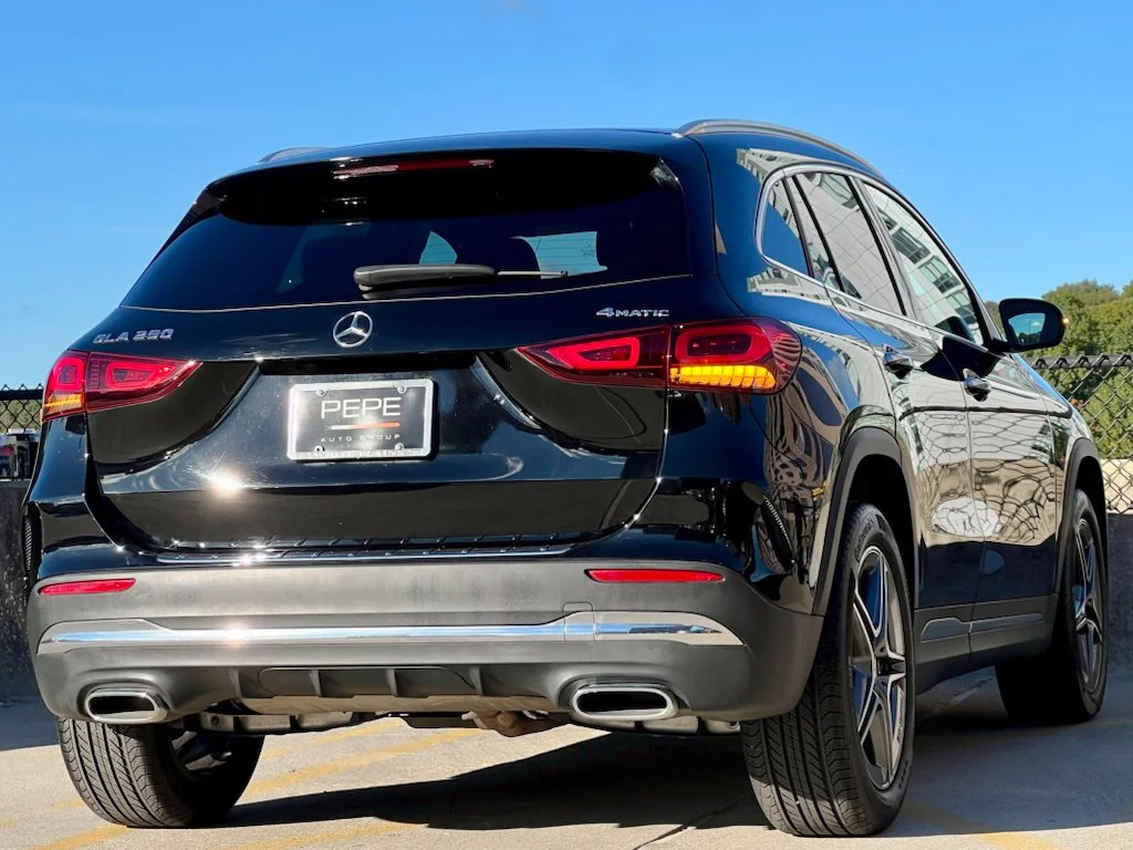 Used 2023  Mercedes-Benz GLA 250 image 6
