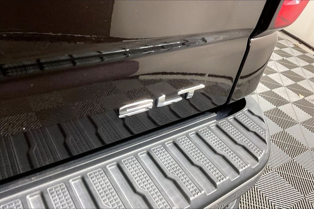 Used 2019 Brown GMC SLT image 21