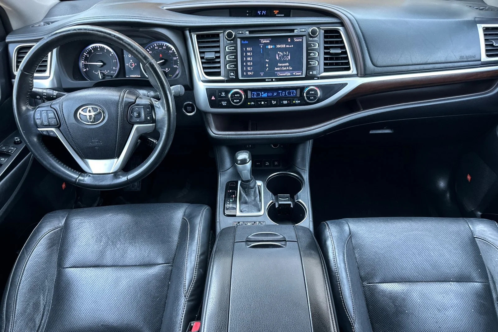 Used 2015 Predawn Gray Mica Toyota Limited image 13