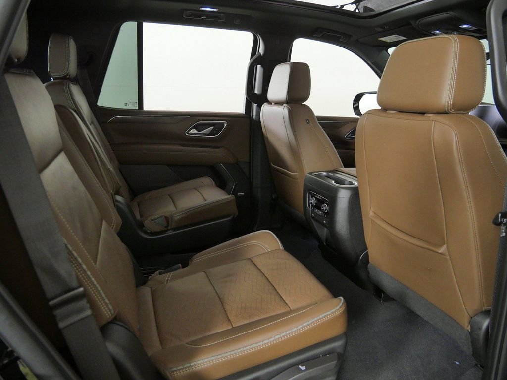 Used 2022 Black Chevrolet High Country image 24