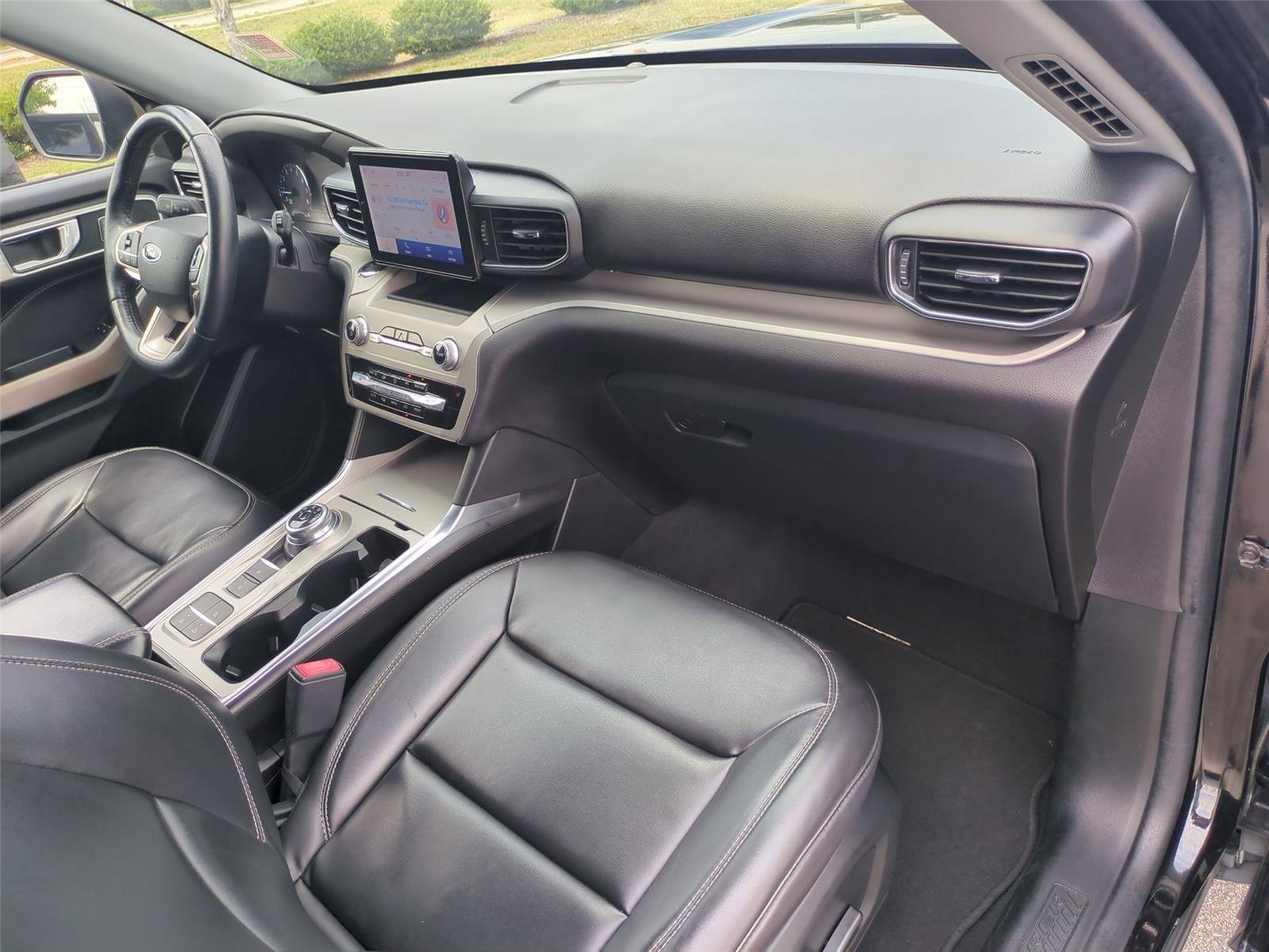 Used 2023 Agate Black Ford XLT image 39