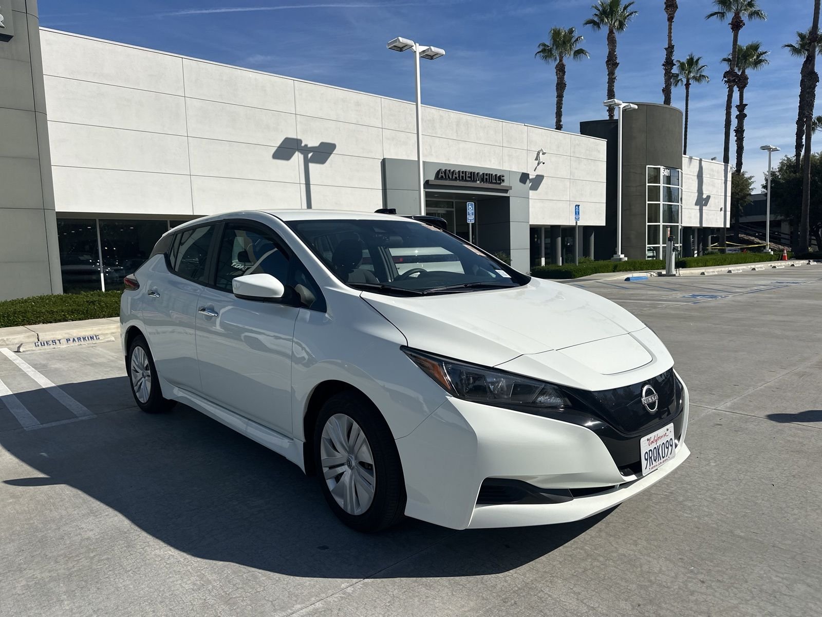 Used 2025 Nissan Leaf S with VIN 1N4AZ1BV0SC566238 for sale in Anaheim, CA
