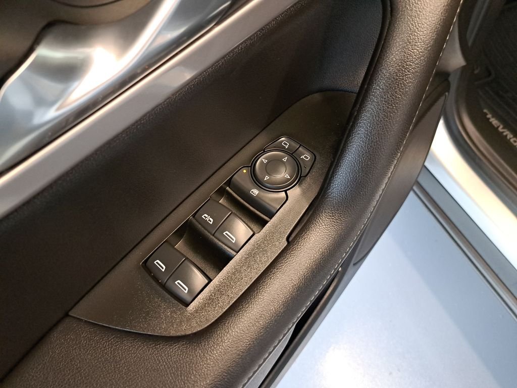 Used 2022 Silver Chevrolet LT image 25