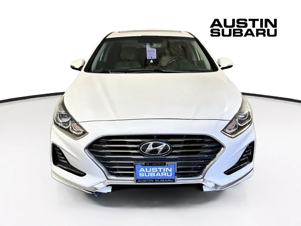 Used 2018 White Hyundai Limited image 2