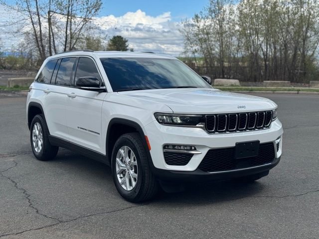 Used 2023 White Jeep Limited image 7