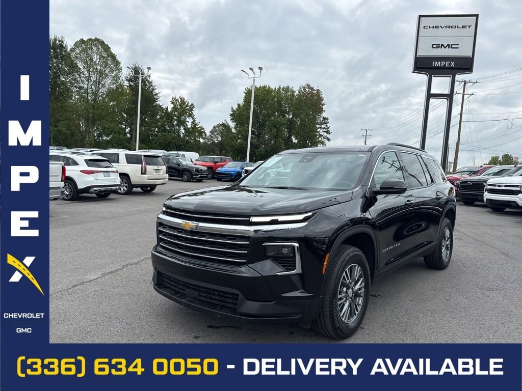 Mosaic Black Metallic 2025 Chevrolet Traverse LT FWD SUV / Crossover Front-Wheel Drive 8-Speed Automatic