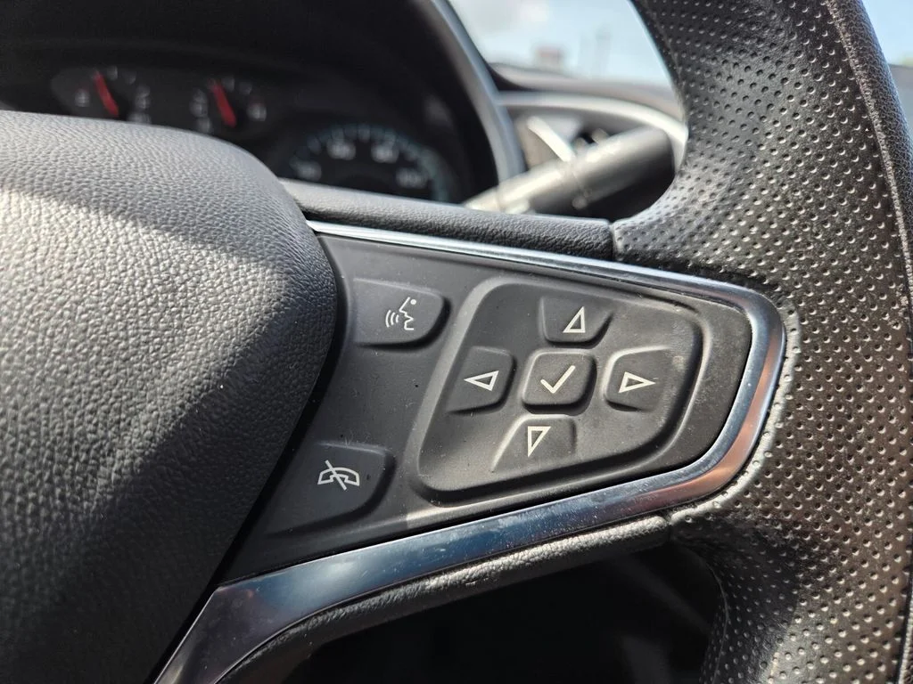 Used 2025 Black Chevrolet LT image 14
