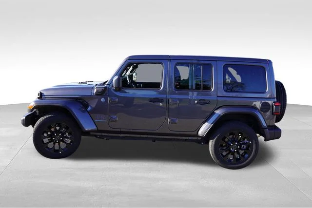 Certified Used 2025 Gray Jeep Sahara 4xe image 9