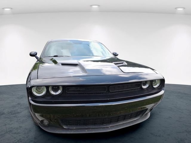 Used 2023 Black Dodge SXT image 7