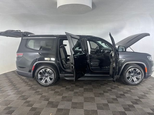 Used 2022 Black Jeep Series III image 15