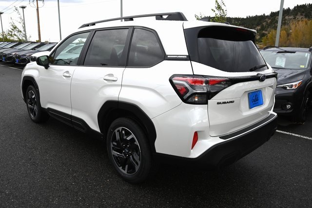 2025 Subaru Forester Limited photo 4