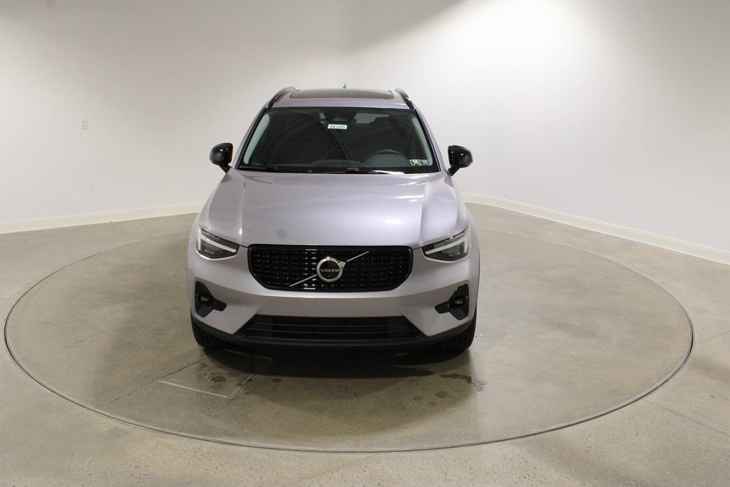 2026 Volvo XC40 Ultra - Photo 9