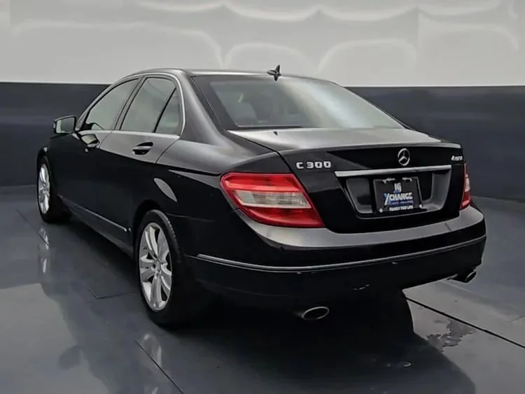 Used 2011 Black Mercedes-Benz C 300 4MATIC® Luxury Sedan 4D image 11