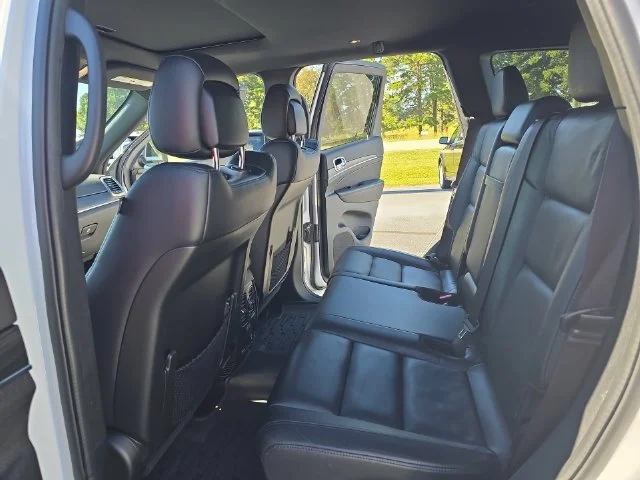 Used 2022 White Jeep Limited image 15