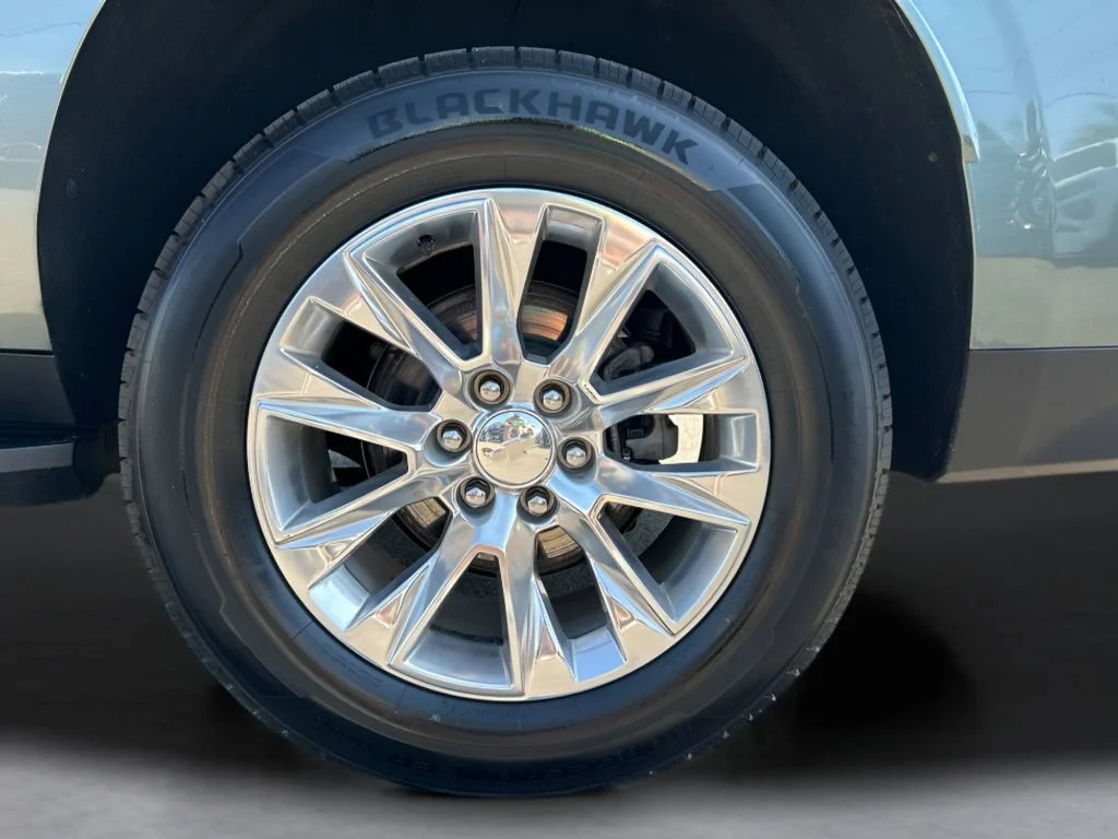 Used 2023 Silver Sage Metallic Chevrolet Premier image 37