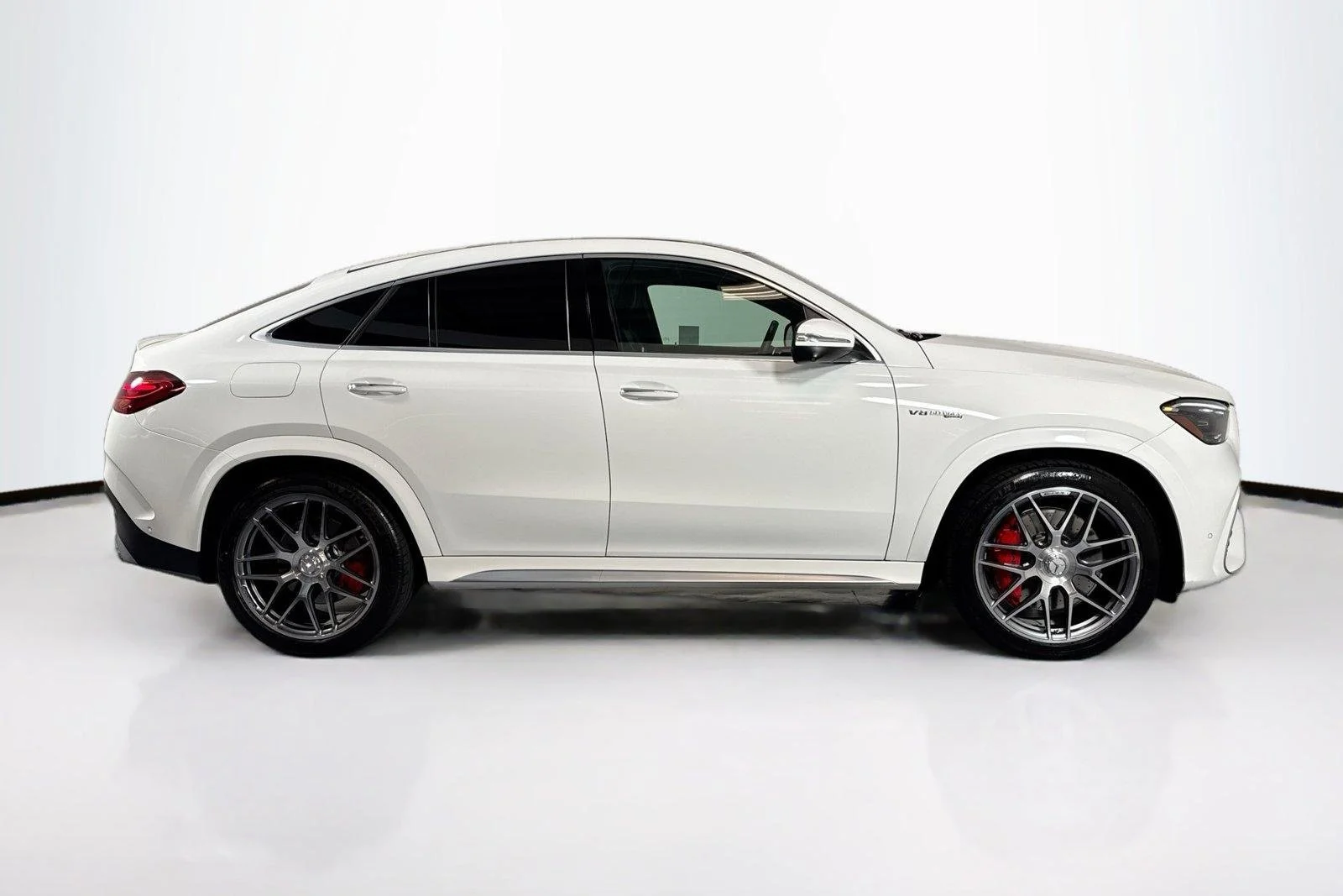 Used 2024 Polar White Mercedes-Benz AMG® GLE 63 S image 4