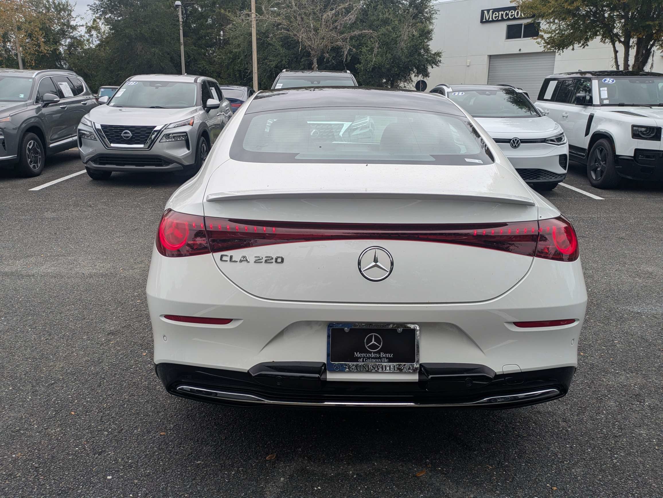 New 2027 Polar White Mercedes-Benz CLA 220 image 4