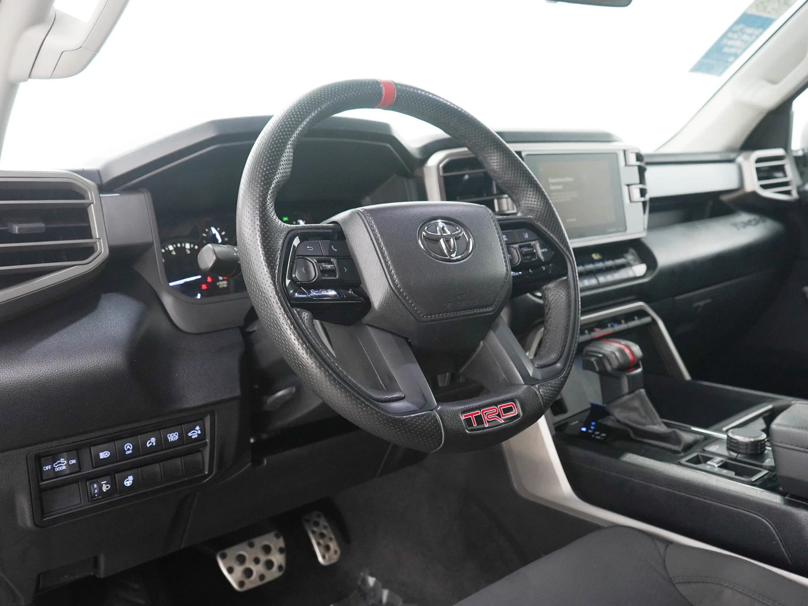 Used 2022 Gunmetal Toyota SR5 image 24