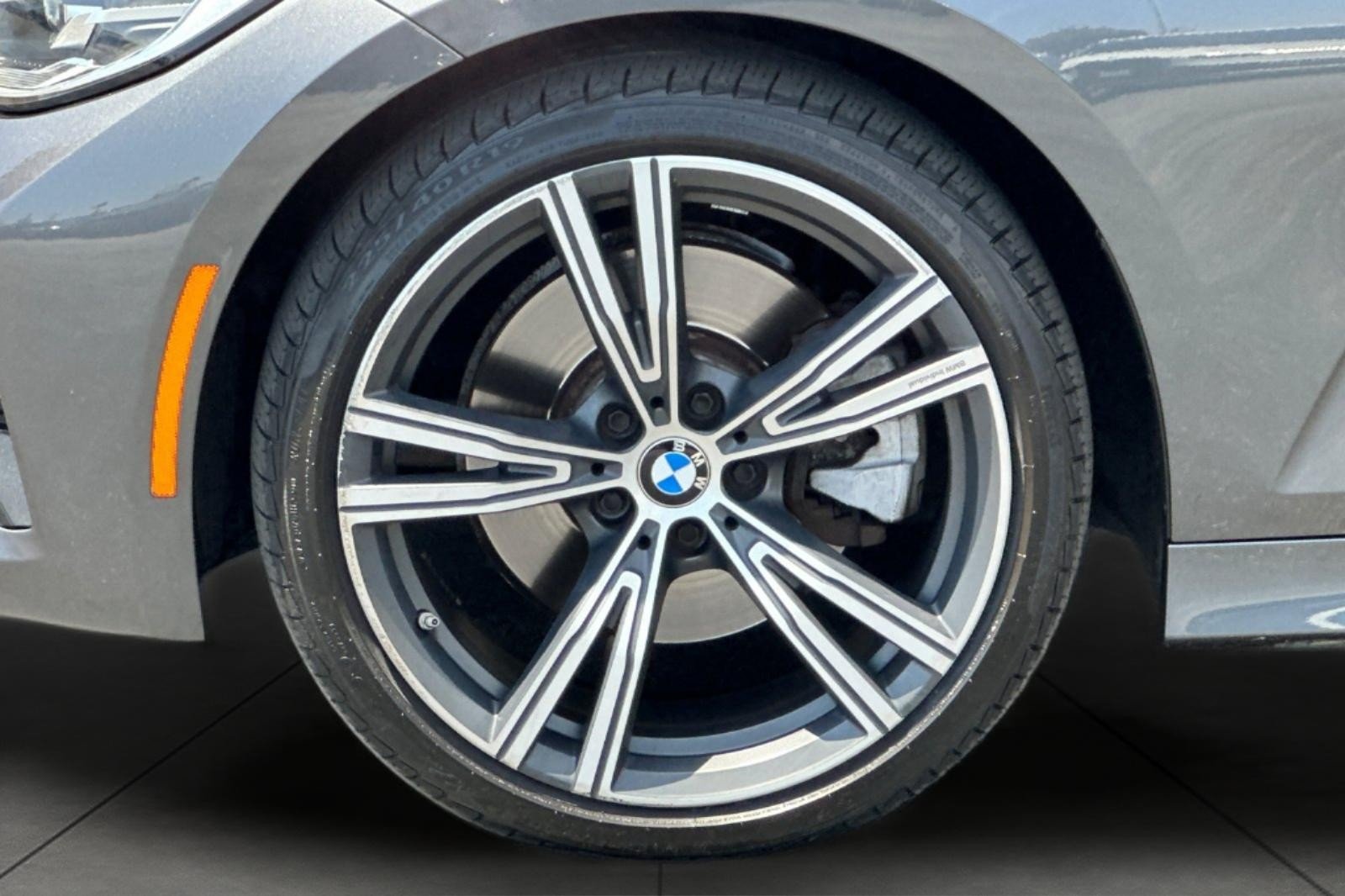 Used 2021 Mineral Gray Metallic BMW 330i image 25