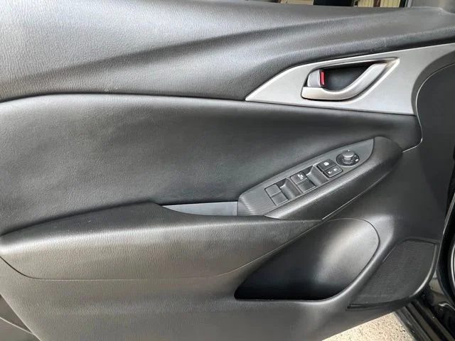 Used 2020 Black Mazda Sport image 19