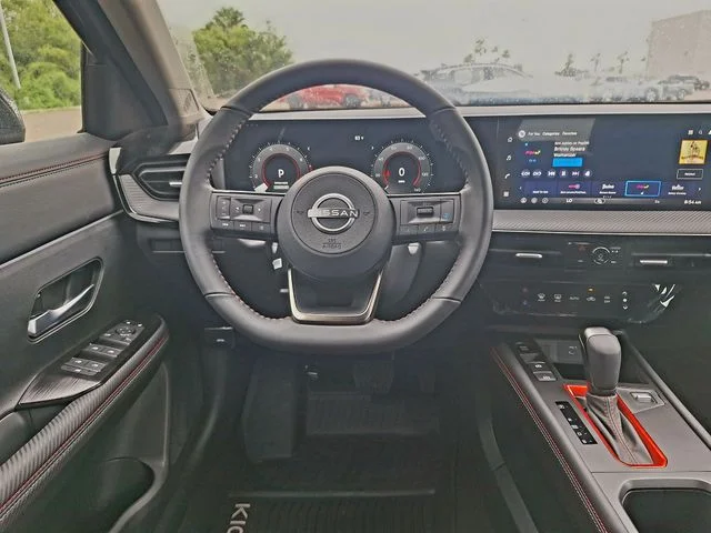 New 2026 Canyon Bronze Metallic Nissan SR image 13