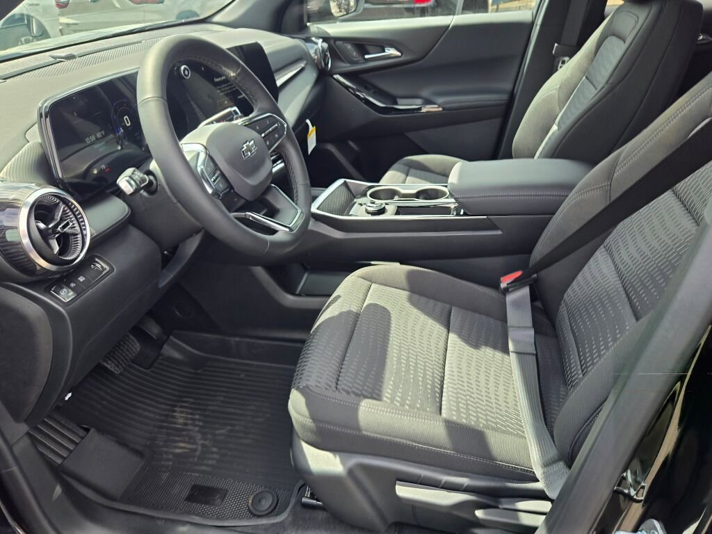 New 2026 Mosaic Black Metallic Chevrolet LT image 13