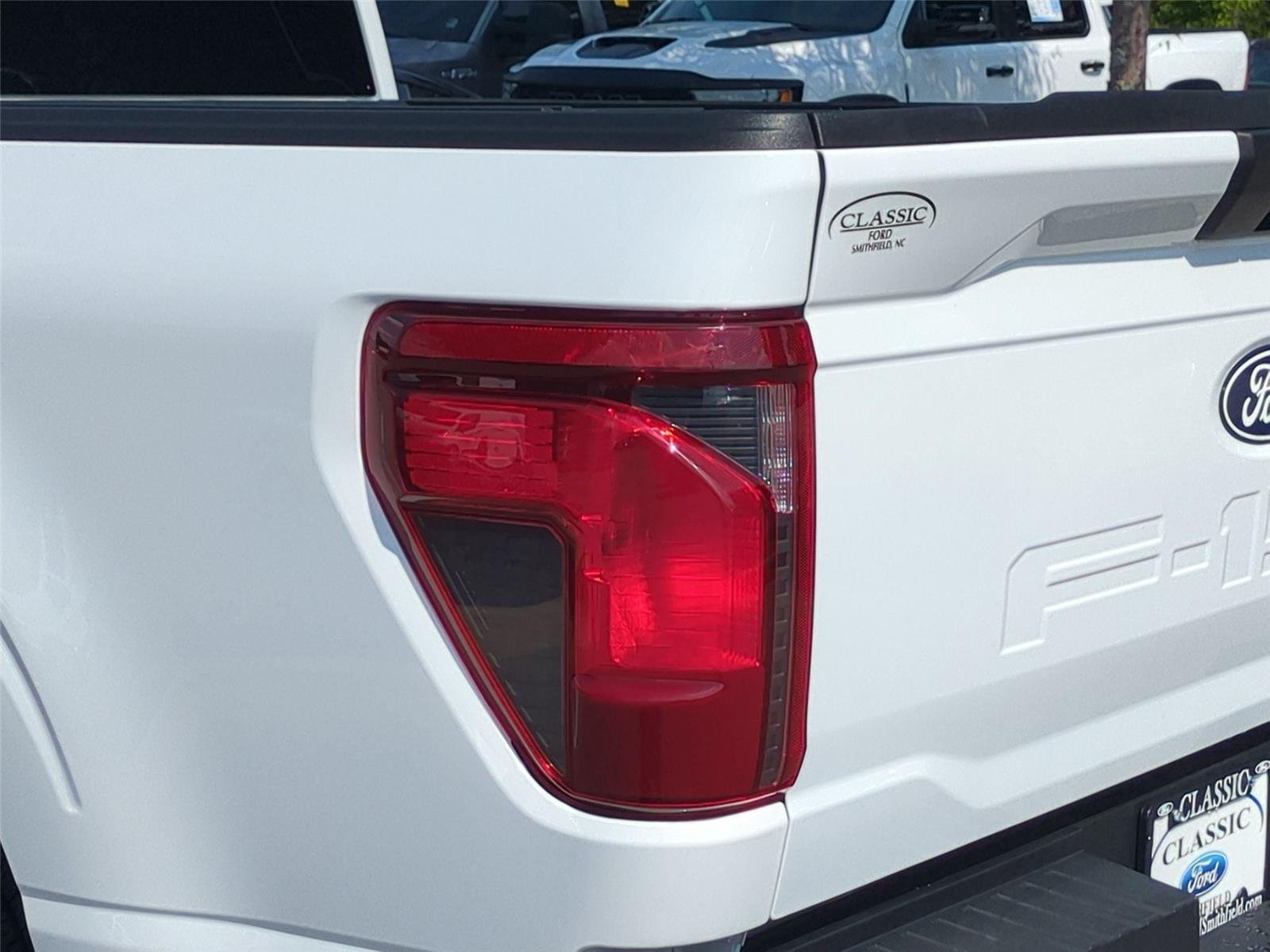 Used 2025 Oxford White Ford STX image 12