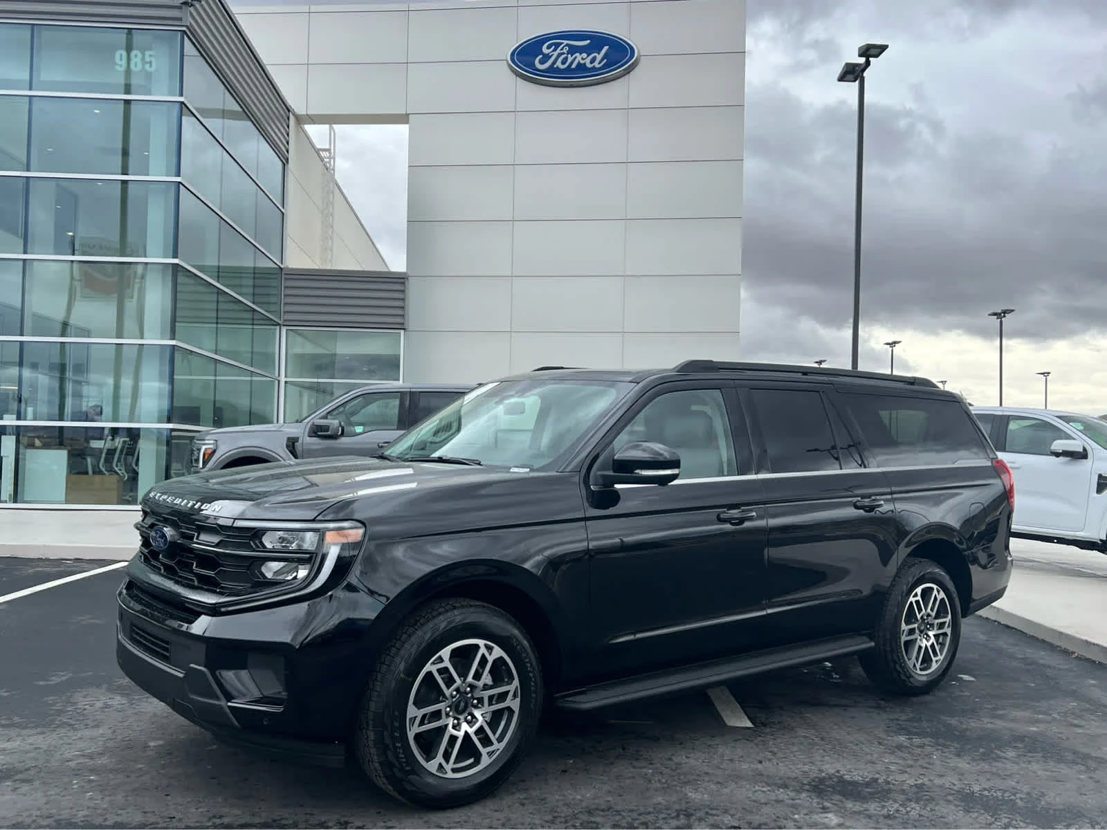 2026 Ford Expedition Active MAX 4x4's photo