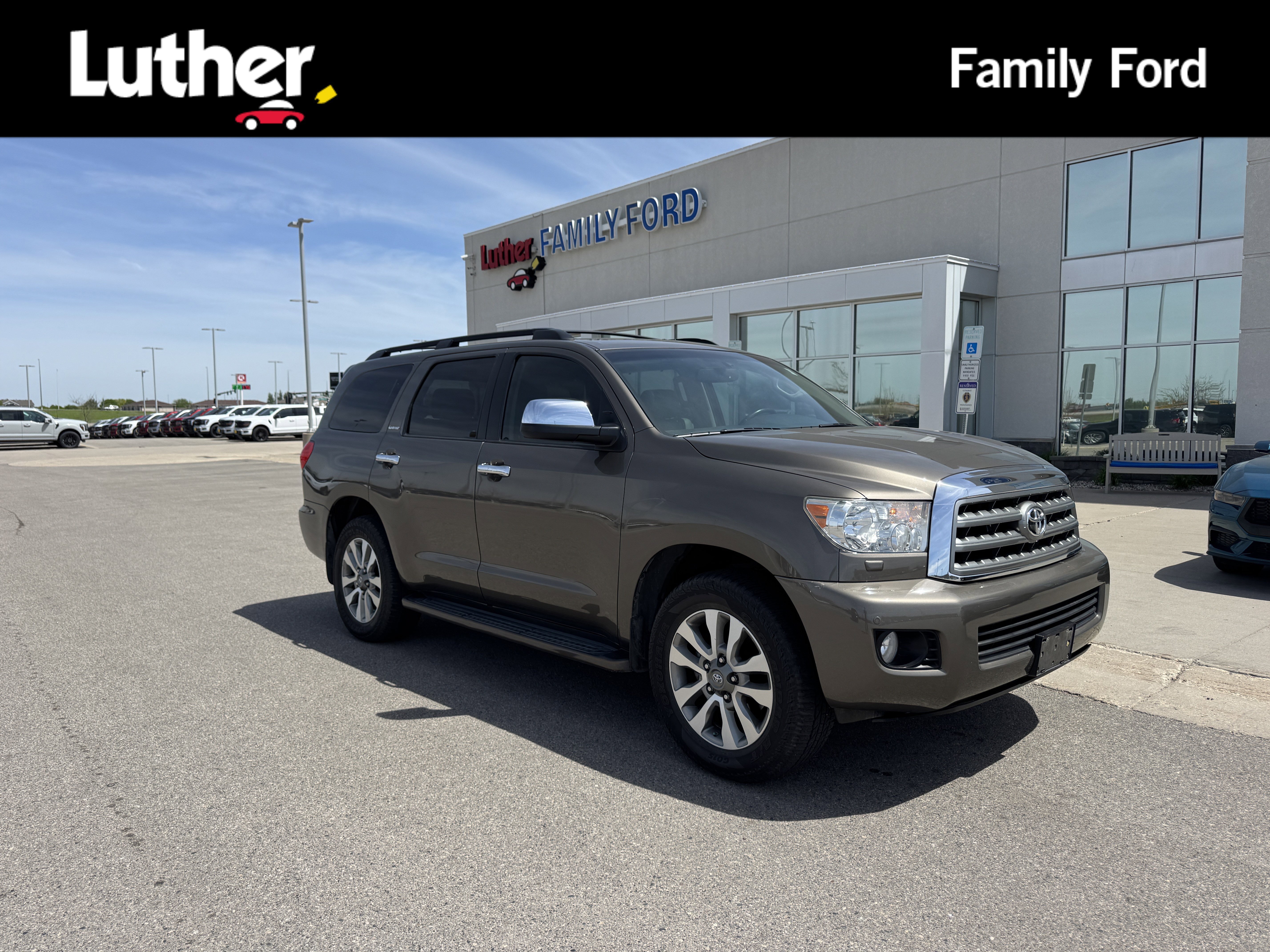 2015 Toyota Sequoia 5.7 Auto 4WD FFV Limited's photo