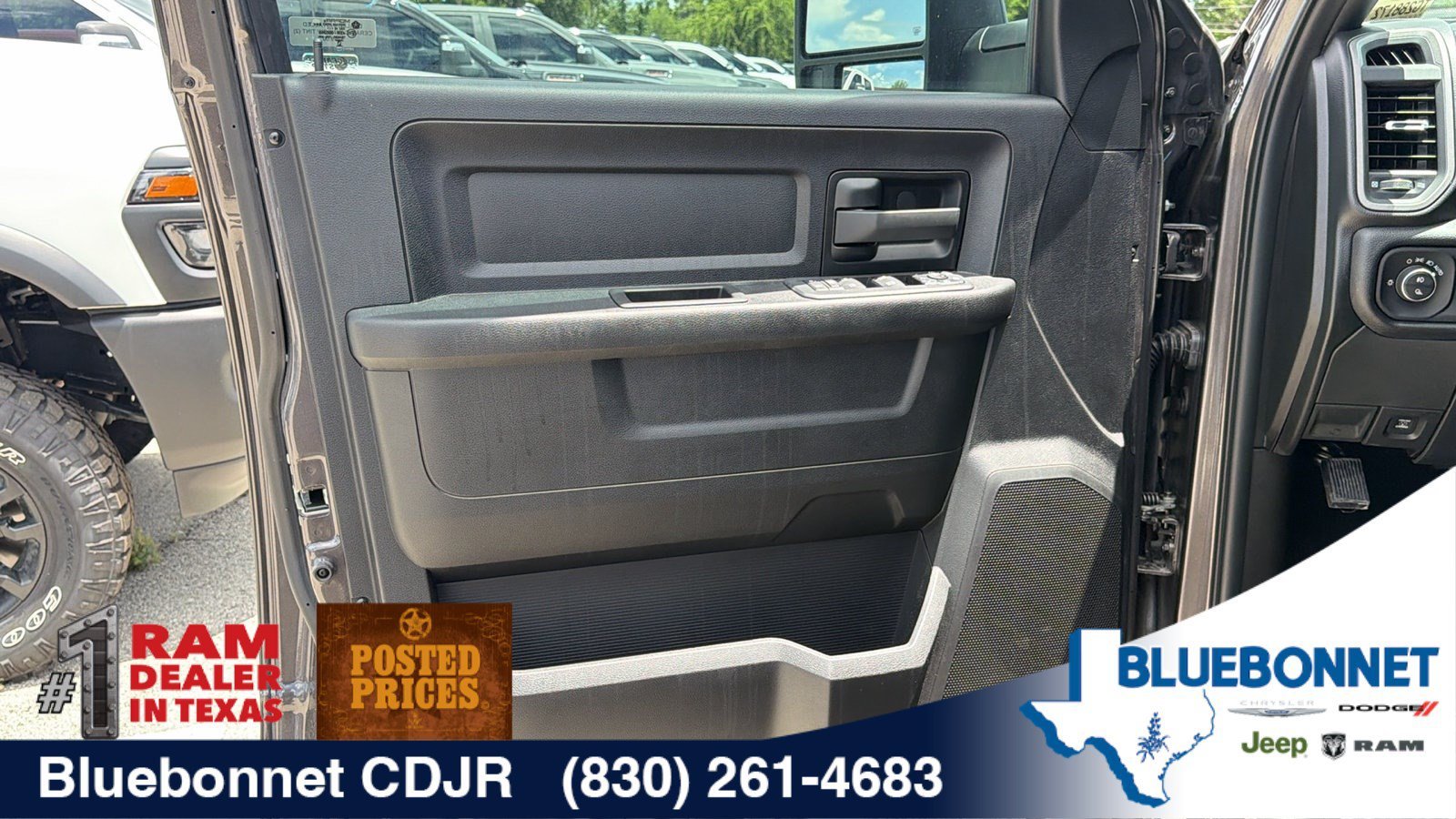 New 2026 Granite Crystal Metallic Clear-Coat Exterior Paint RAM Tradesman image 9